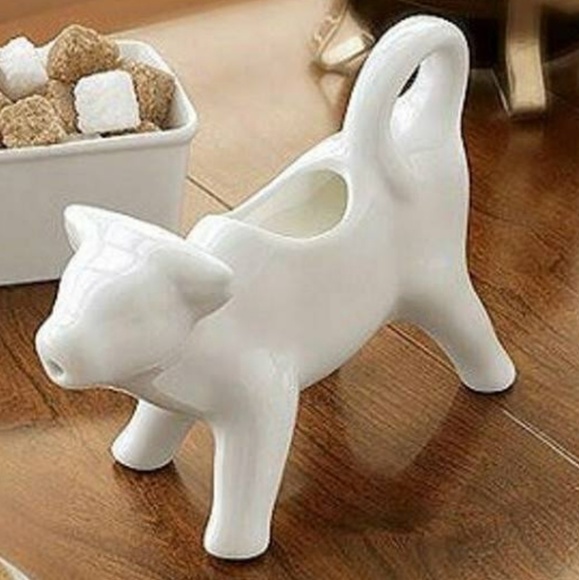 Porcelain Cow Creamer - Picture 1 of 2